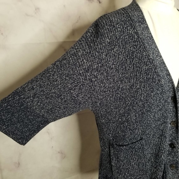 GAP button down heavy weight cardigan sweater M - Picture 4 of 7